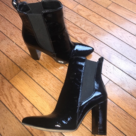 vince camuto britsy bootie